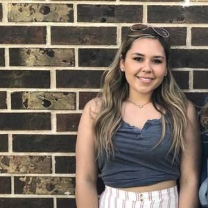 Meet your Posher, Nicole